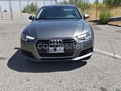 Usado Audi A4 Sport 272 CV (200 kW) 2017 Gris / plata Berlina