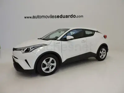 Usado Toyota C-HR Advance 122 CV (89 kW) 2018 Blanco SUV