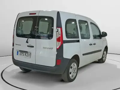 Usado Renault Kangoo 91 CV (66 kW) 2019 Blanco Monovolumen