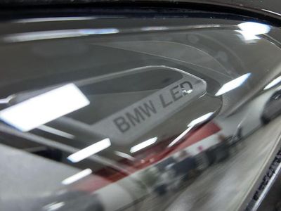 Usado BMW 330e M Sport 292 CV (214 kW) 2024 Negro Familiar