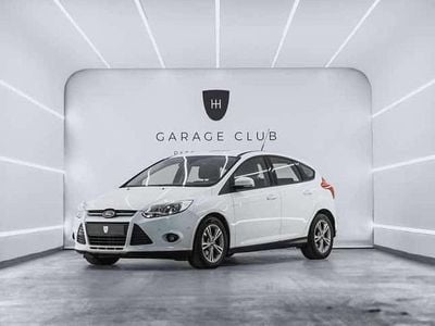 Blanco Usado 2013 Ford Focus Trend Utilitario | 7999 € (Buen precio)