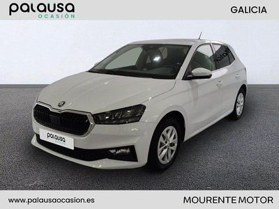 Usado Skoda Fabia Selection 95 CV (69 kW) 2024 Blanco Berlina