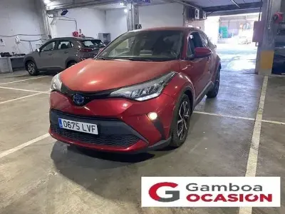 Usado Toyota C-HR Advance 122 CV (89 kW) 2021 Rojo SUV