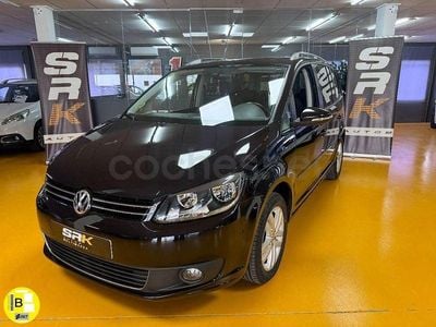 Usado VW Touran Advance 105 CV (77 kW) 2015 Negro Monovolumen