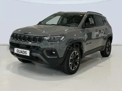 Käytetty Jeep Compass Trailhawk 240 HP (176 kW) 2023 Harmaa Katumaasturi