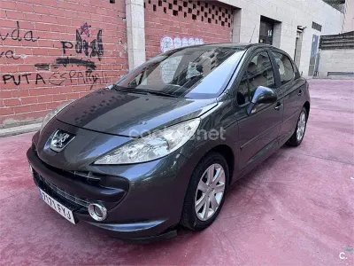 Usado Peugeot 207 Premium 120 CV (88 kW) 2007 Negro Berlina