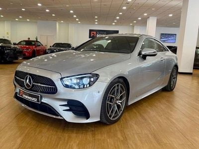 Usado Mercedes E220 194 CV (142 kW) 2023 Gris / plata Coupe