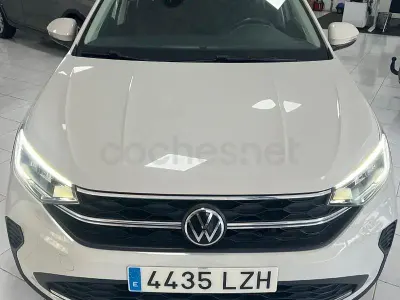 Begagnad VW Taigo Life 95 HK (69 kW) 2022 Beige SUV