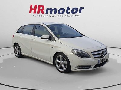 Blanco Usado 2012 Mercedes B180 Monovolumen | 12.490 € (Buen precio)