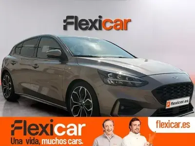 Usado Ford Focus ST-Line 120 CV (88 kW) 2018 Beige Berlina