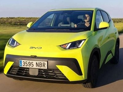 Amarillo Usado 2025 BYD Dolphin Surf Comfort Utilitario | 18.810 € (Precio justo)