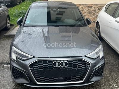 Usado Audi A3 S-Line 150 CV (110 kW) 2024 Gris / plata Berlina