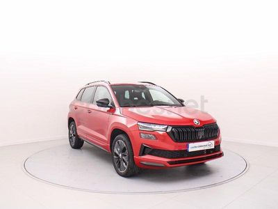 Usado Skoda Karoq SportLine 150 CV (110 kW) 2025 Rojo SUV