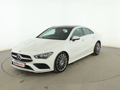 Usado Mercedes CLA200 AMG line 150 CV (110 kW) 2021 Blanco Berlina