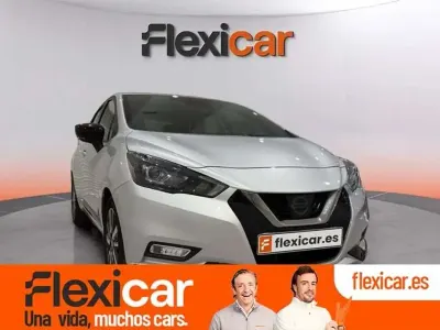 Usado Nissan Micra Acenta 92 CV (67 kW) 2023 Gris Utilitario
