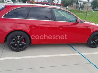 Begagnad Audi A4 143 HK (105 kW) 2009 Röd Kombi