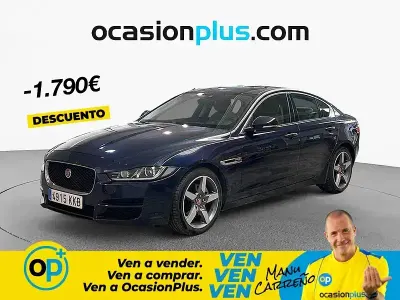 Usado Jaguar XE Pure 180 HP (132 kW) 2018 Azul Sedan