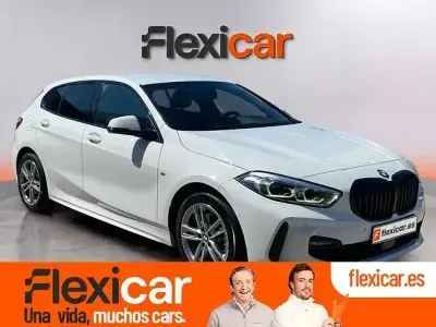 Usado BMW 118 150 CV (110 kW) 2023 Blanco Berlina