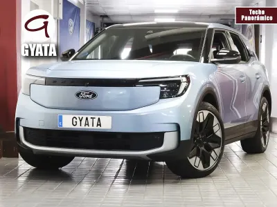 Usado Ford Explorer Premium 210 kW (286 CV) 2024 Azul artic (metalizado) SUV