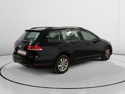 Usado VW Golf VII 116 CV (85 kW) 2019 Negro Familiar