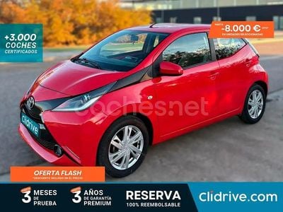 Rojo Usado 2015 Toyota Aygo X-clusiv Utilitario | 6790 € (Buen precio)