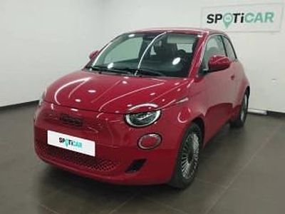 Usado Fiat 500e Red 86 kW (118 CV) 2022 Rojo Utilitario