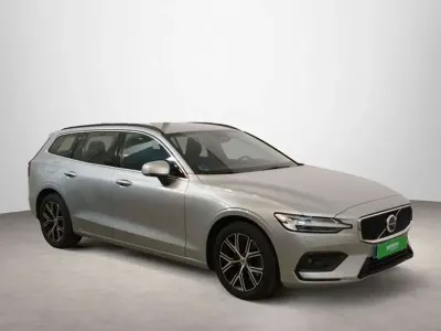 Usado Volvo V60 Core 199 CV (146 kW) 2023 Gris Familiar