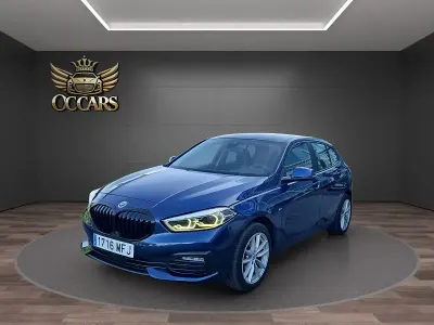 Usado BMW 116 Sport Line 116 CV (85 kW) 2023 Azul Utilitario