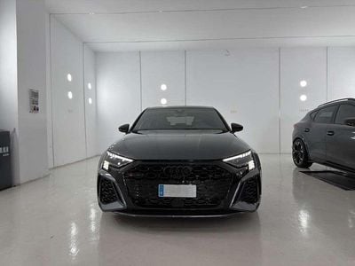 Usado Audi RS3 Sportback 400 CV (294 kW) 2022 Gris Utilitario
