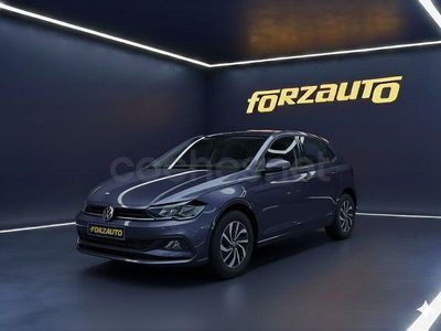 Usado VW Polo Life 95 CV (69 kW) 2022 Azul Berlina