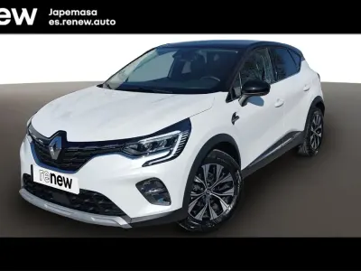 Usado Renault Captur Techno 140 CV (102 kW) 2023 Blanco qnc negro gne SUV