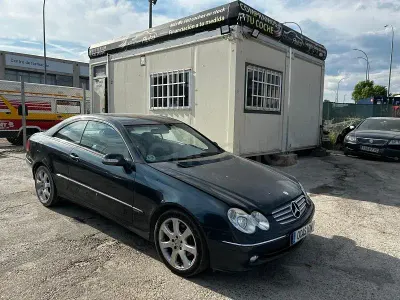 Usado Mercedes CLK320 Elegance 218 CV (160 kW) 2004 Gris / plata Coupe