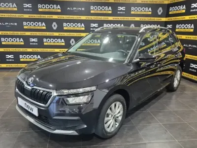 Usado Skoda Kamiq Ambition 116 CV (85 kW) 2020 Negro SUV