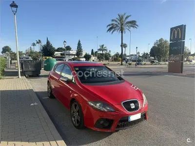 Usado Seat Leon FR 170 CV (125 kW) 2006 Rojo Utilitario