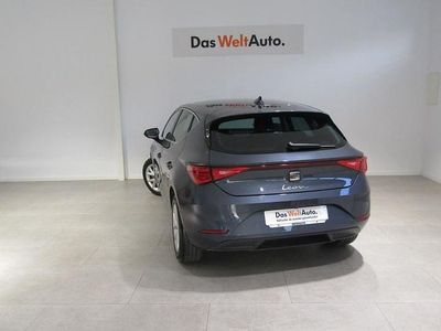 Usado Seat Leon Style 116 CV (85 kW) 2025 Gris