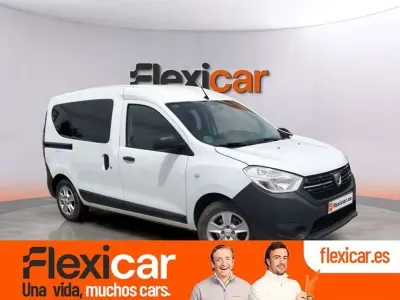Usado Dacia Dokker Essentiel 95 CV (69 kW) 2021 Blanco Monovolumen
