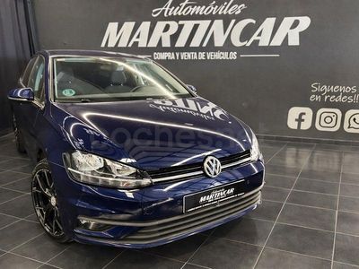 Usado VW Golf VII Advance 115 CV (84 kW) 2020 Azul Berlina