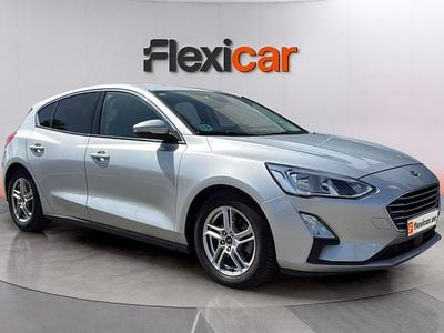 Usado Ford Focus ST-Line 120 CV (88 kW) 2018 Gris Utilitario