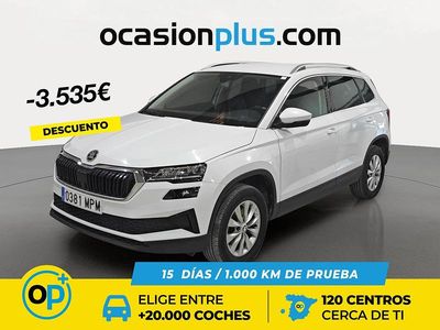 Usado Skoda Karoq Selection 115 CV (84 kW) 2024 Blanco SUV