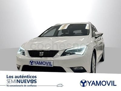 Usado Seat Leon Style 105 CV (77 kW) 2015 Blanco Familiar