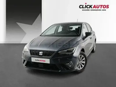 Usado Seat Ibiza Style 115 CV (84 kW) 2025 Gris / plata Utilitario