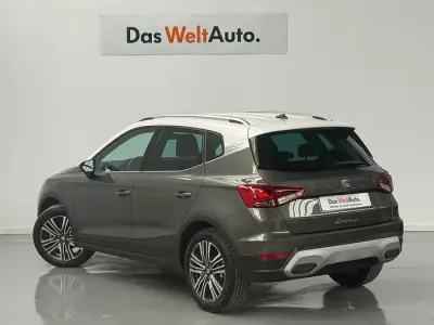 Usado Seat Arona Xperience 115 CV (84 kW) 2025 Gris SUV
