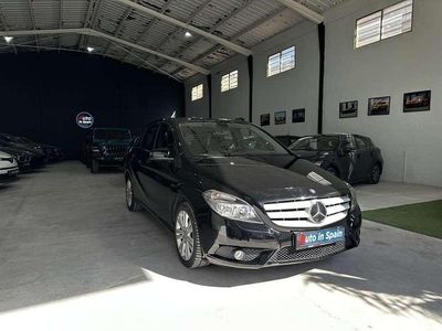Usado Mercedes B180 109 CV (80 kW) 2014 Negro Monovolumen