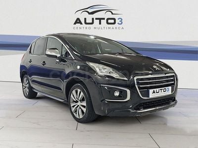 Usado Peugeot 3008 Allure 120 CV (88 kW) 2015 Negro Familiar