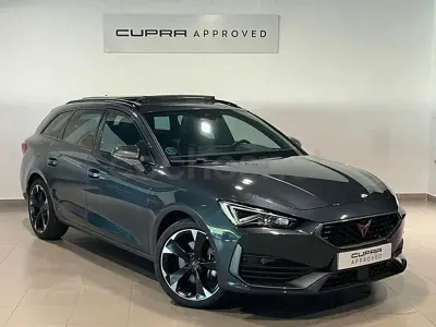 Usado Cupra Leon 150 CV (110 kW) 2023 Gris / plata Familiar