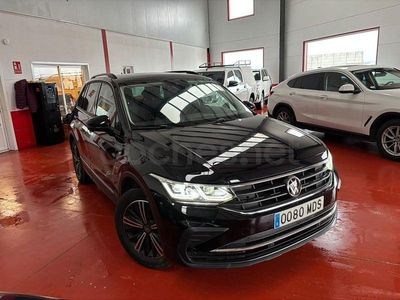 Usado VW Tiguan Life 122 CV (89 kW) 2023 Negro SUV