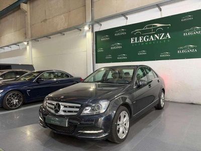 Usado Mercedes C220 Avantgarde 170 CV (125 kW) 2011 Azul Berlina
