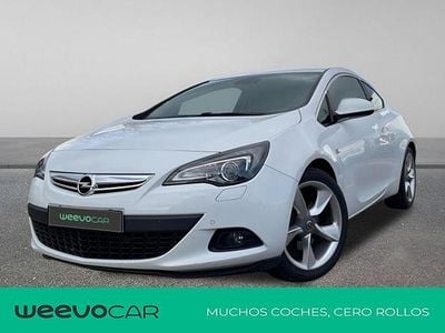 Blanco Usado 2011 Opel Astra Excellence | 8990 € (Caro)