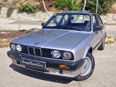 Usado BMW 316 102 CV (75 kW) 1990 Gris Berlina