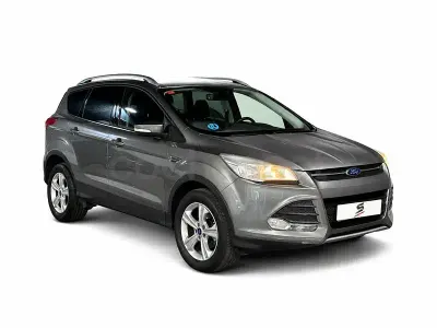 Usado Ford Kuga Trend 150 CV (110 kW) 2014 Gris / plata SUV